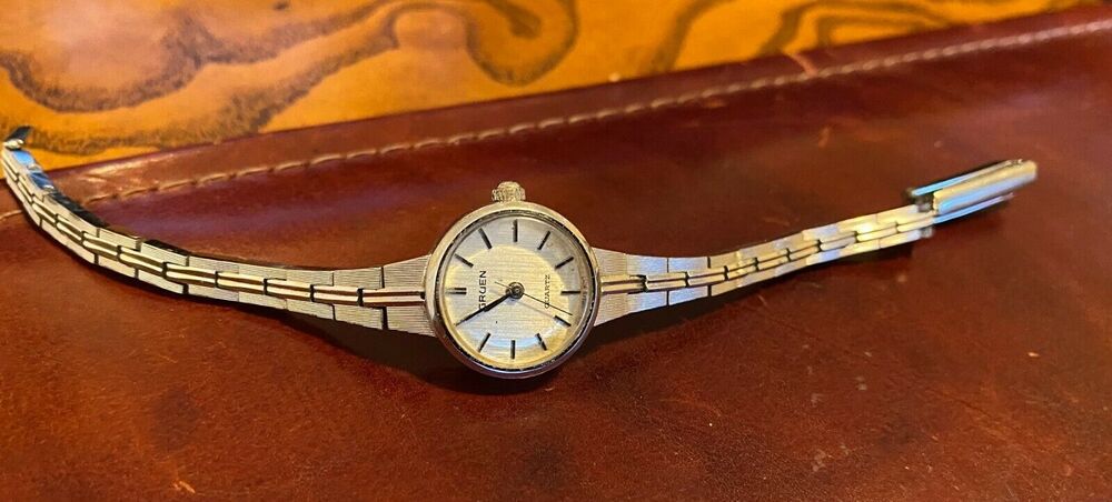 VTG Women's Gruen Dress Watch, Silver Tone Link Band
